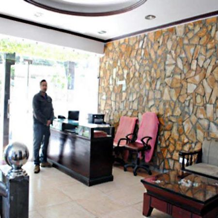 Clarks Inn Binsar Buitenkant foto